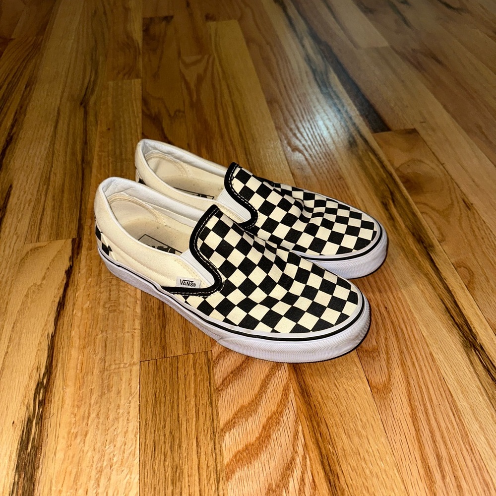 Vans classic checkered slip ons